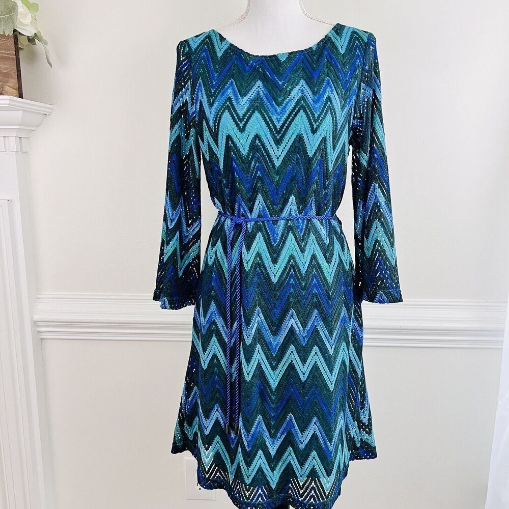 Sharagano Blue and Black Chevron Retro Bell Sleeved Midi Dress. Size 8. EUC.